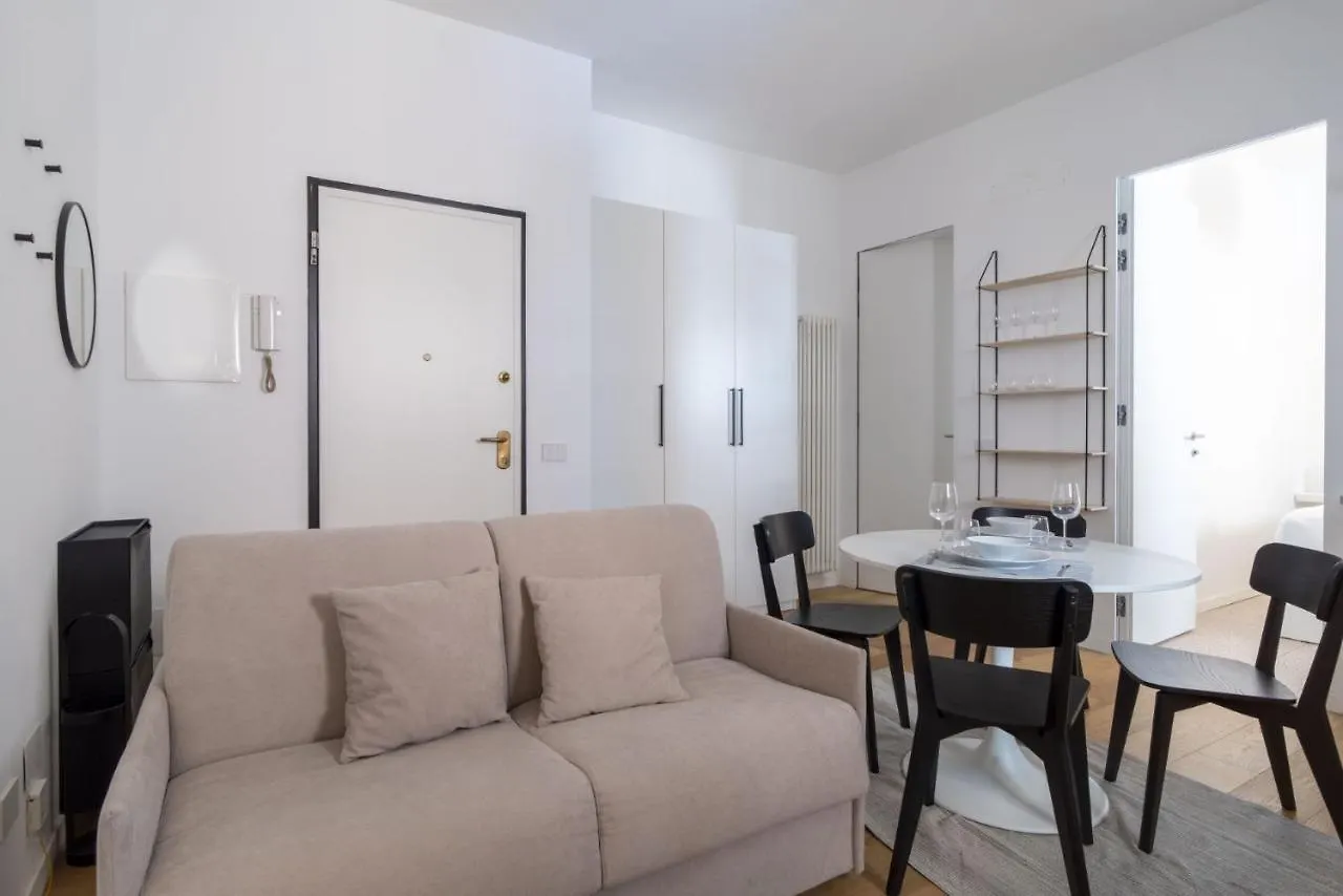 Easylife - Oasi Di Tranquillita Zona Sempione Apartment Milan
